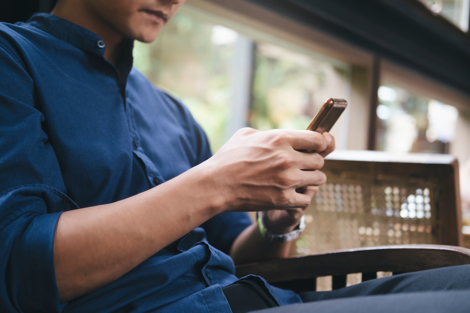 La voyance par SMS: Votre fenêtre sur l&rsquo;âme à travers des textos