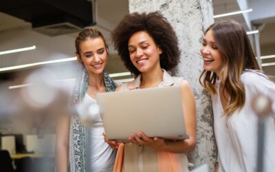 Voyance par tchat : comment elle transforme votre relation avec votre voyant ?